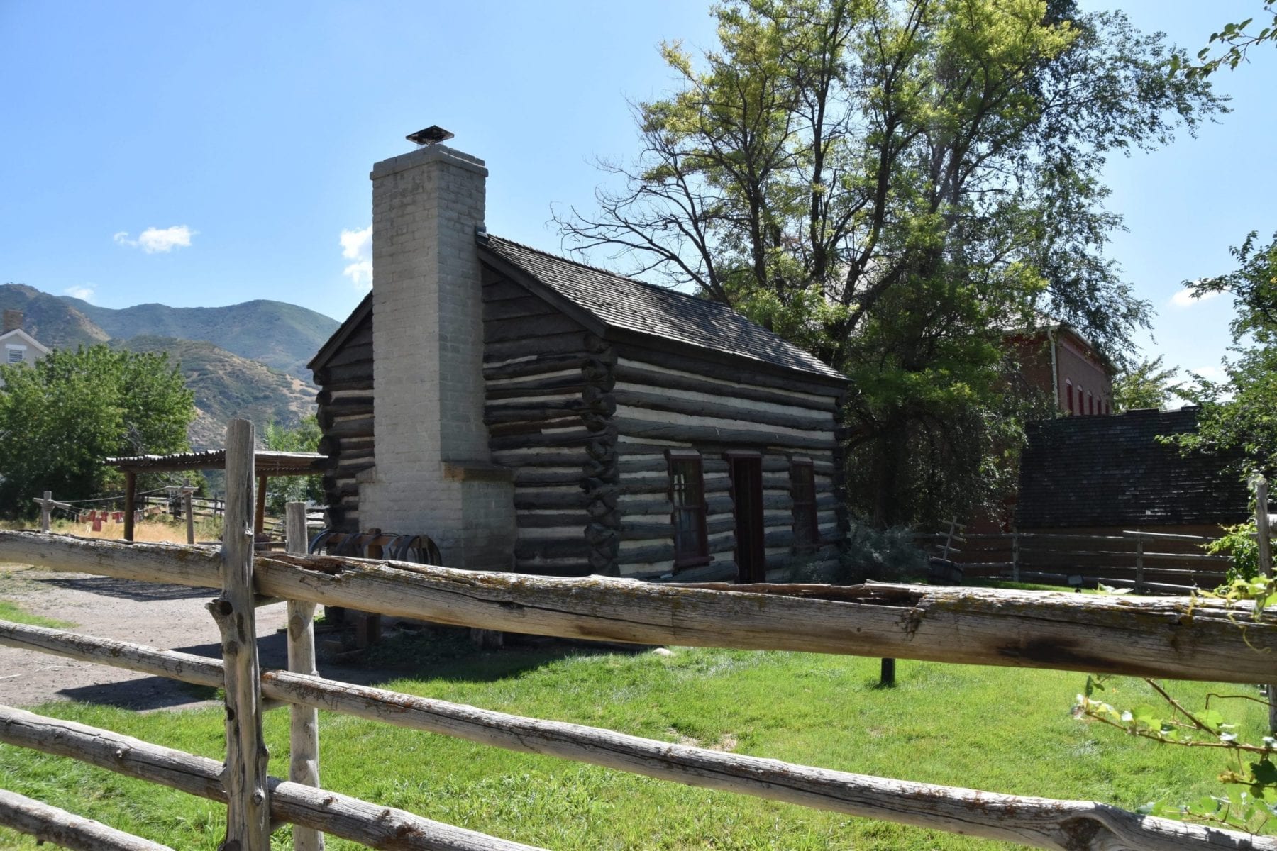 Cabin at this is the place heritage park