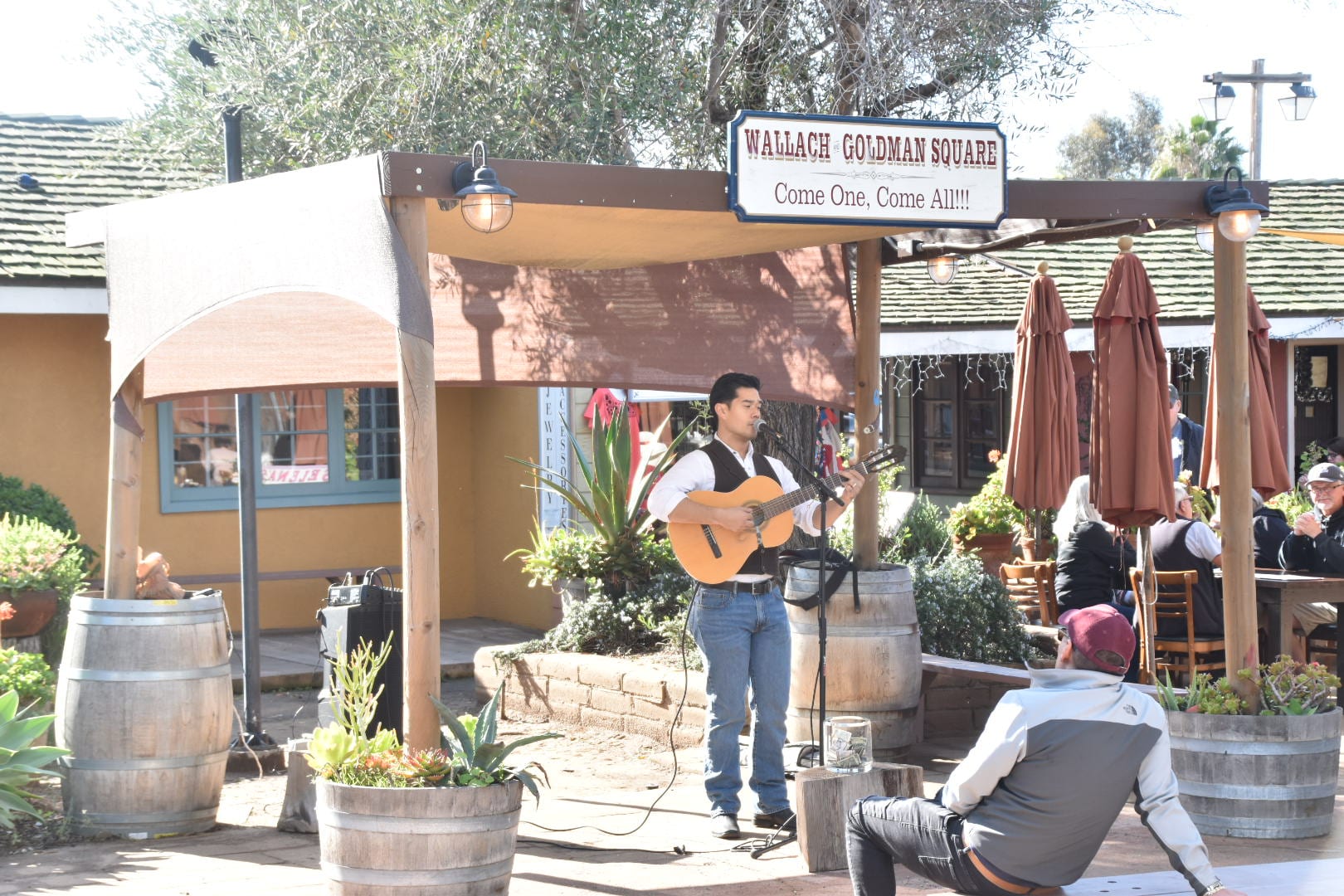 Entertainment at Old Town