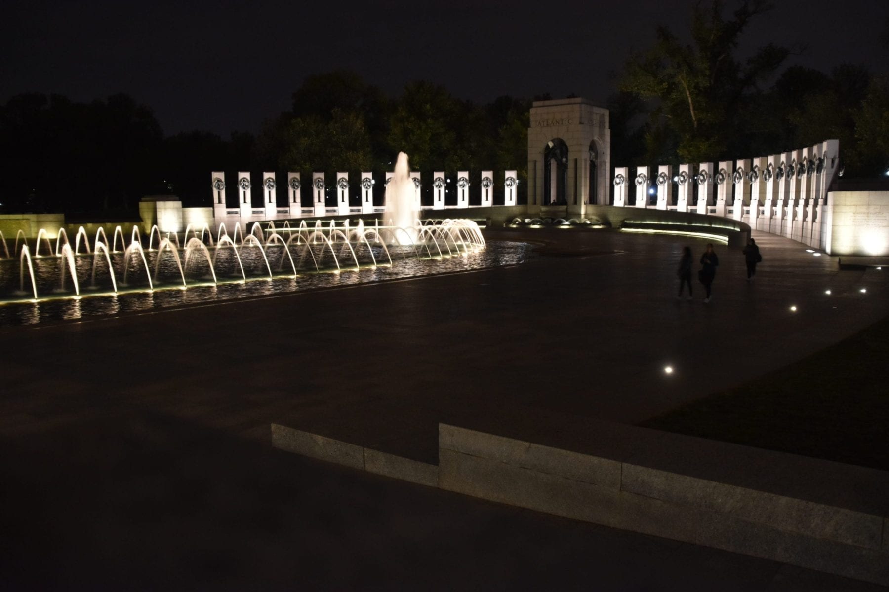 Word War II Memorial at night