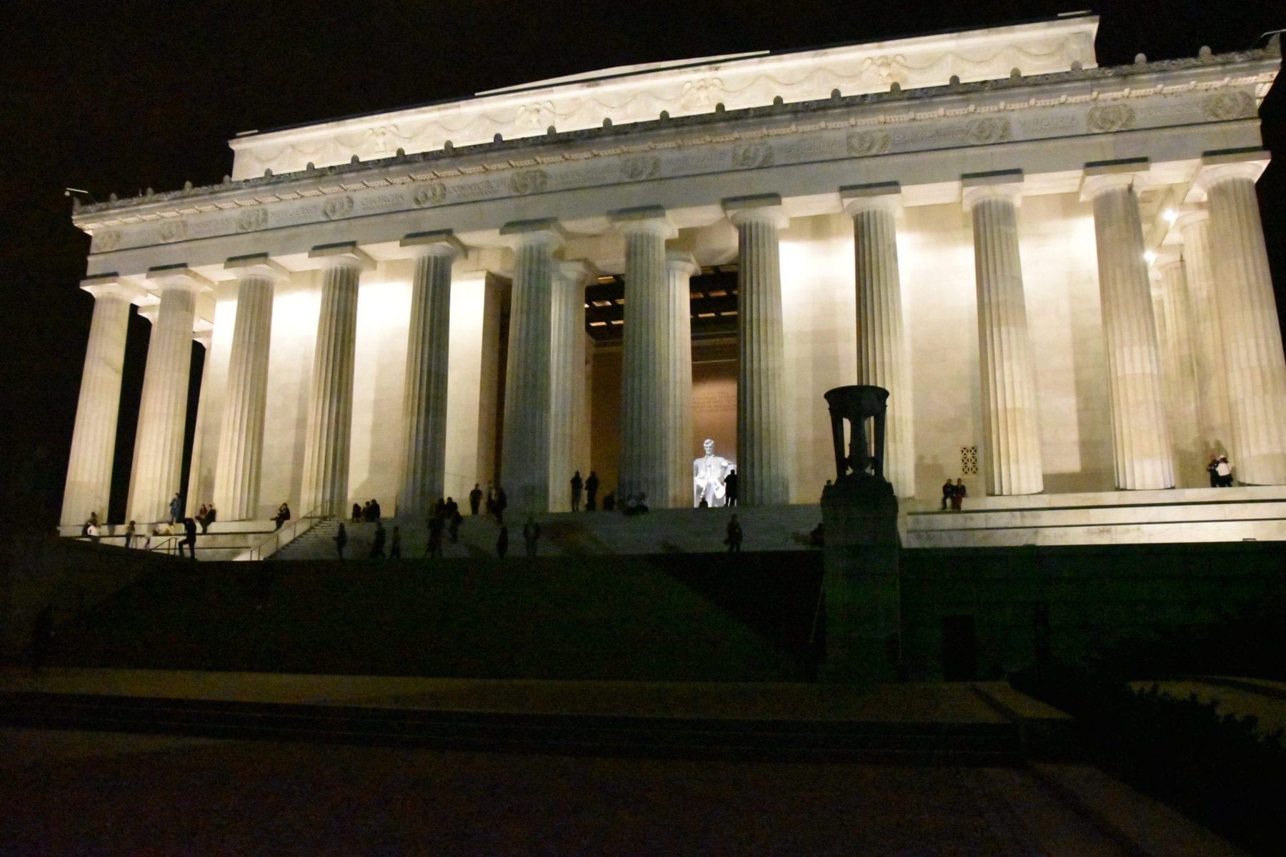 Lincoln Memorial at Night 