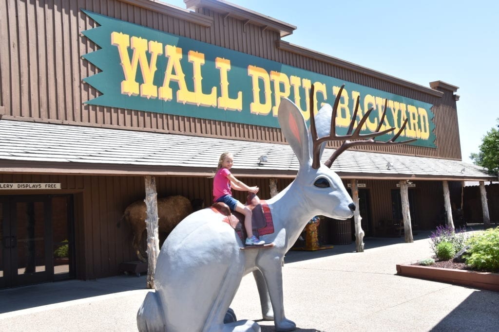Where the Heck is Wall Drug Store? (And Why Should I Stop?) – Planning Away