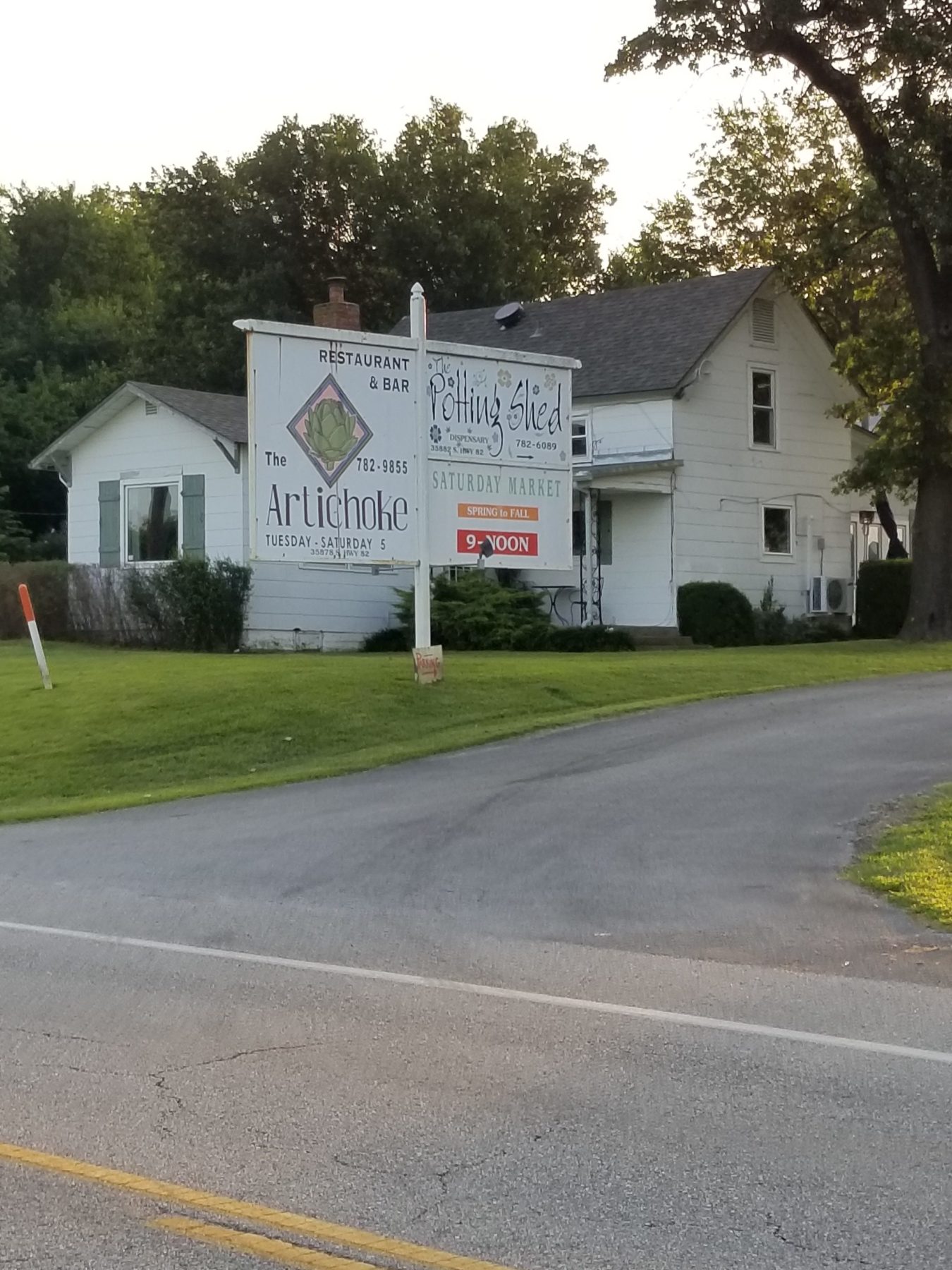 Places to eat near the Grand Lake O' the Cherokee