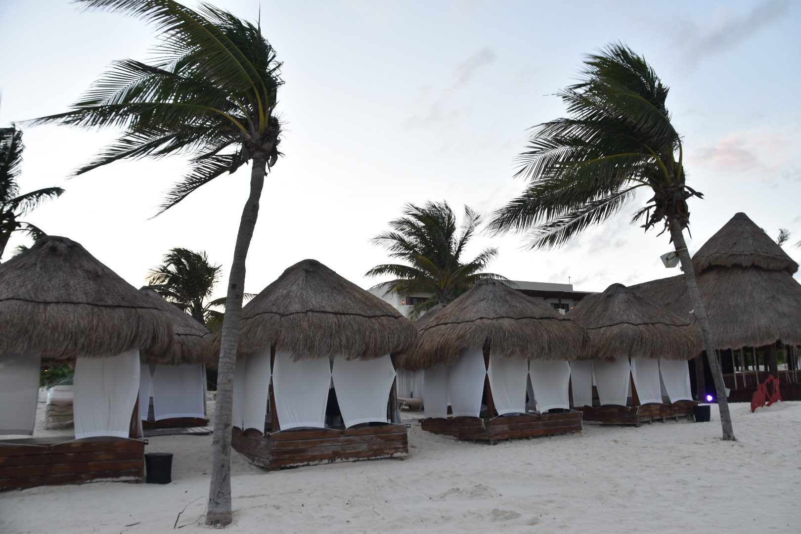 What to wear in Cancun - rainy season