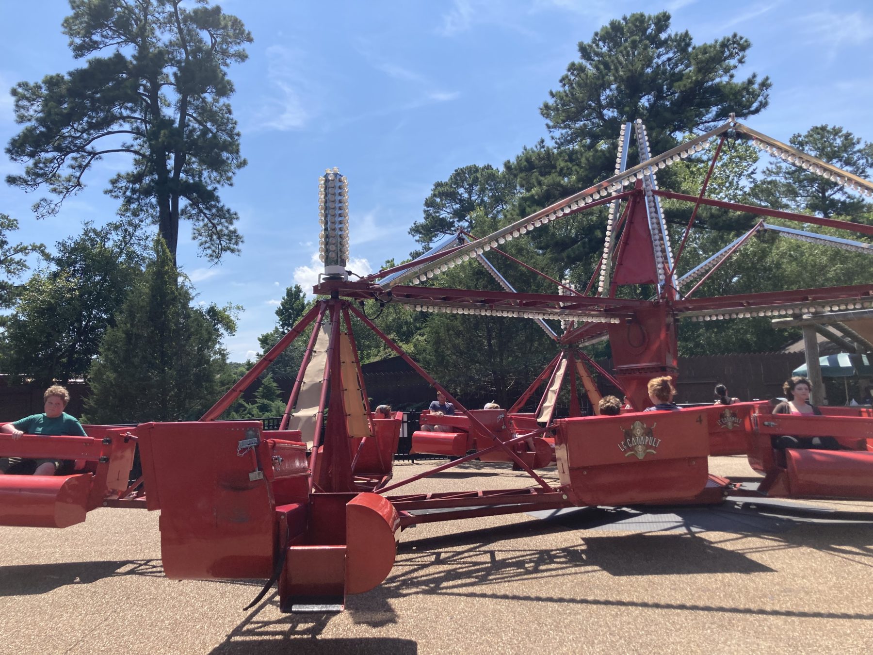 le Catapult at France in Williamsburg busch gardens