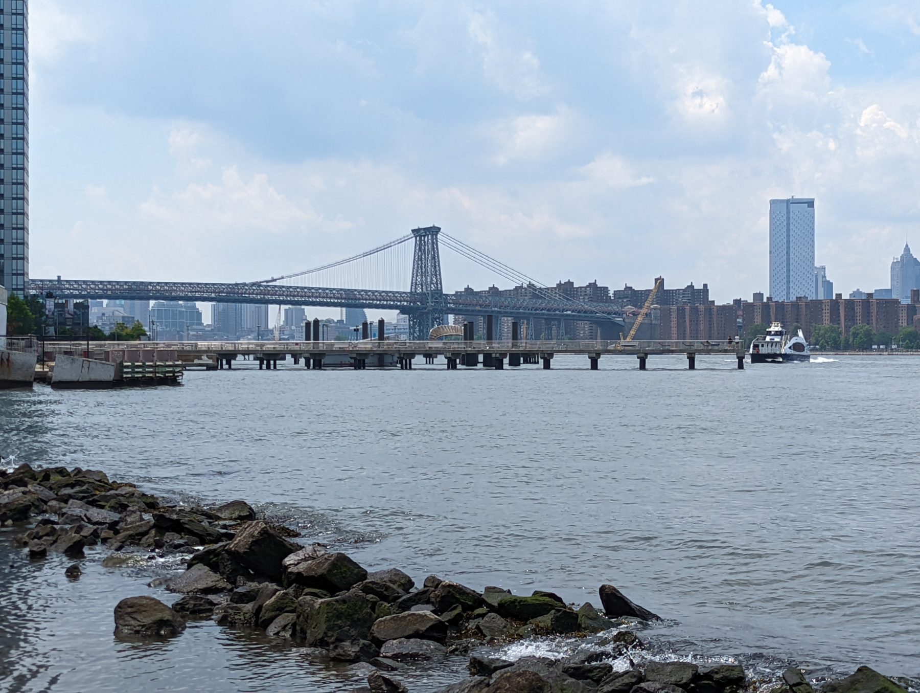 Fun things to do in NYC with kids - East River