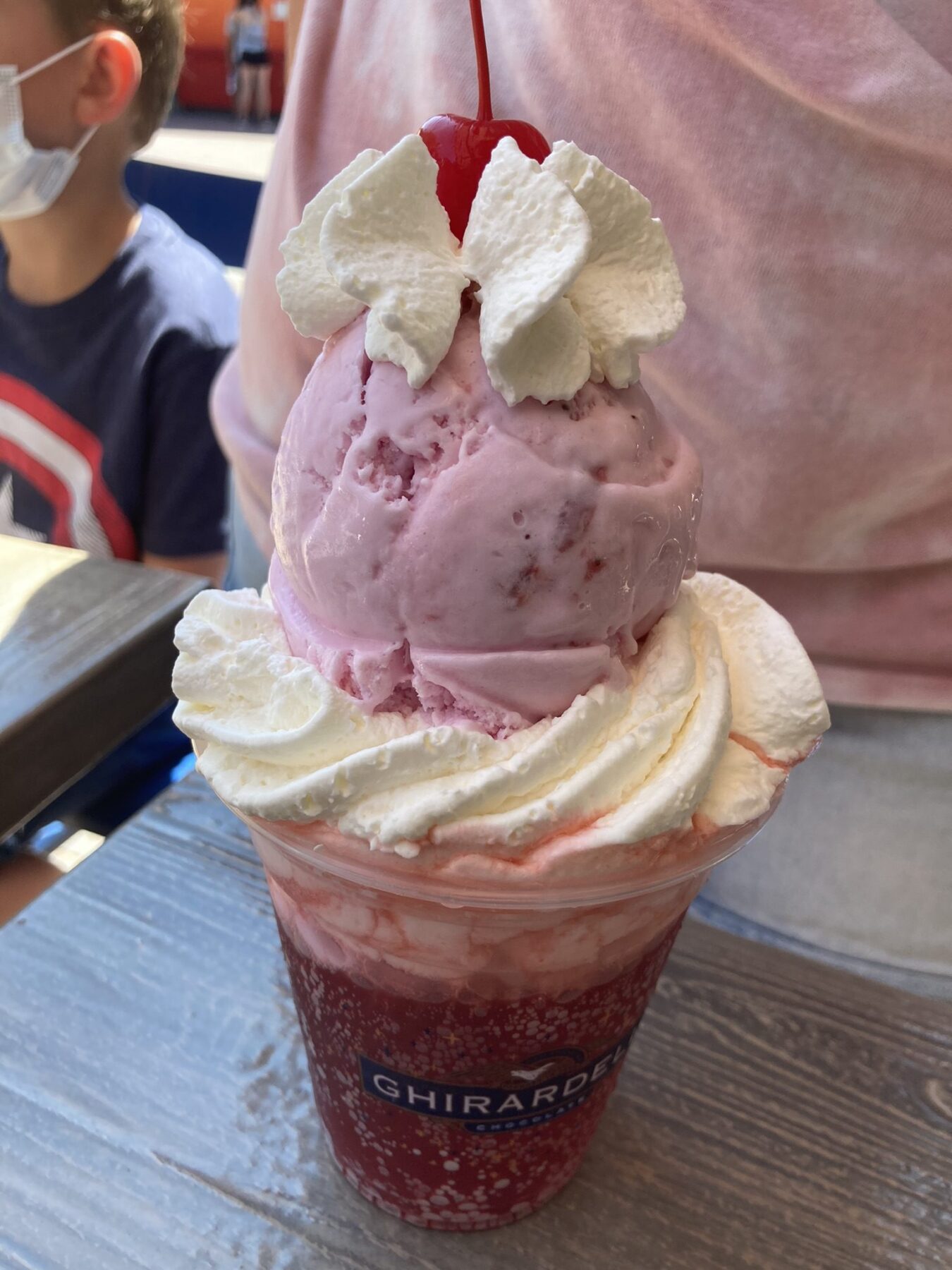 best snacks and food at California Adventure - ice cream
