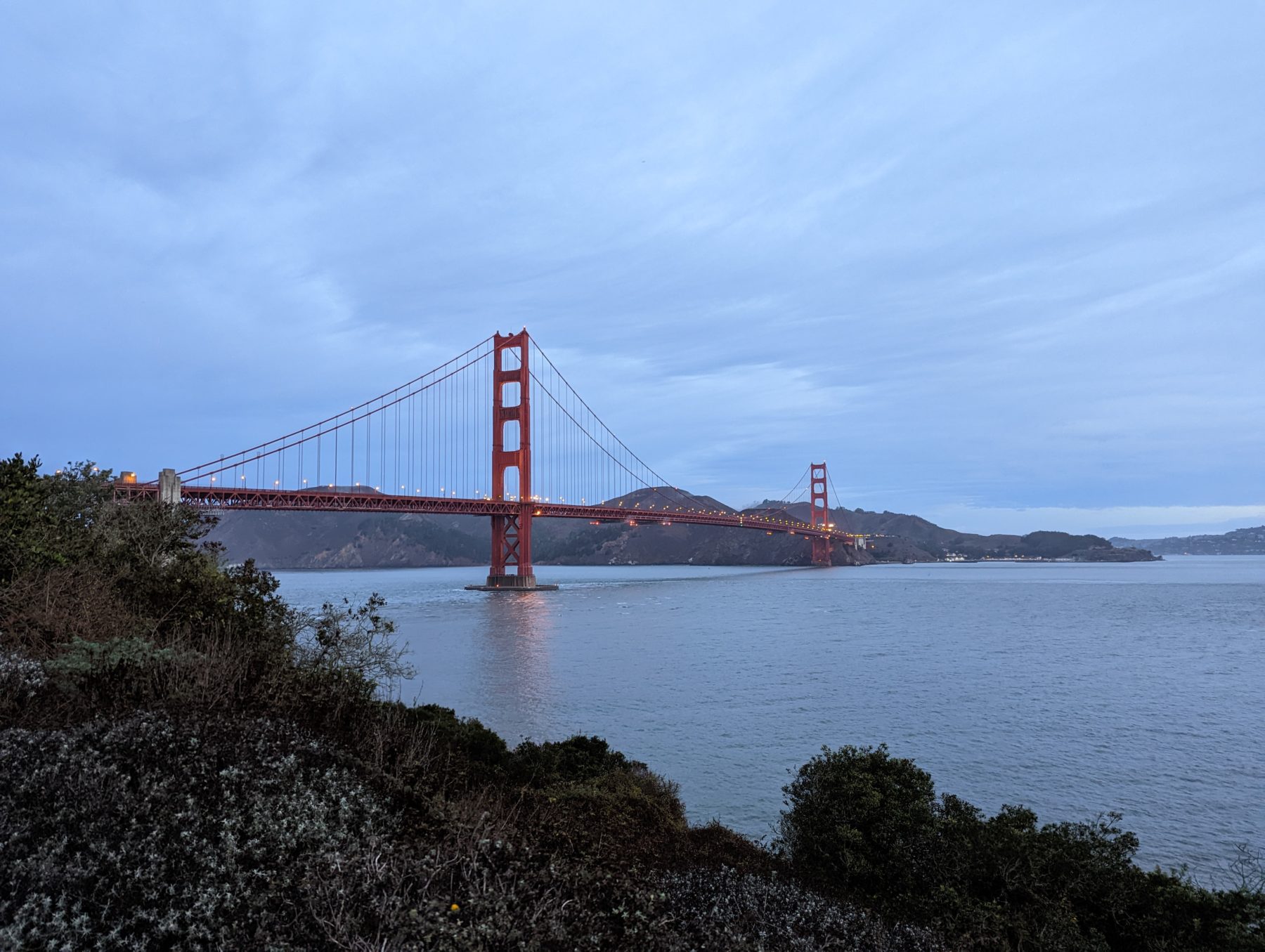 run across the golden gate bridge