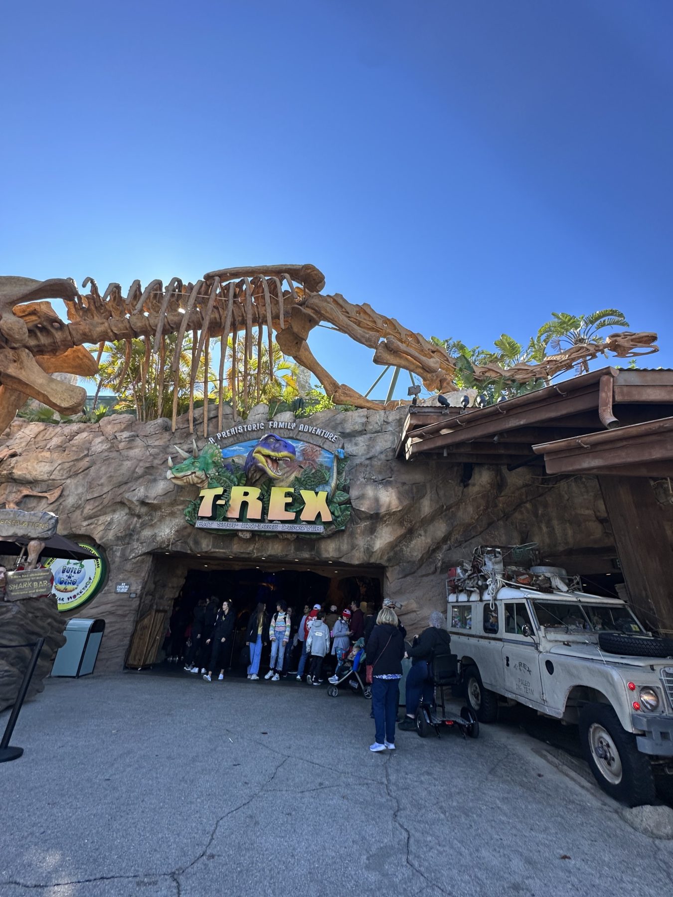 Disney Springs Restaurant reservations T Rex Cafe