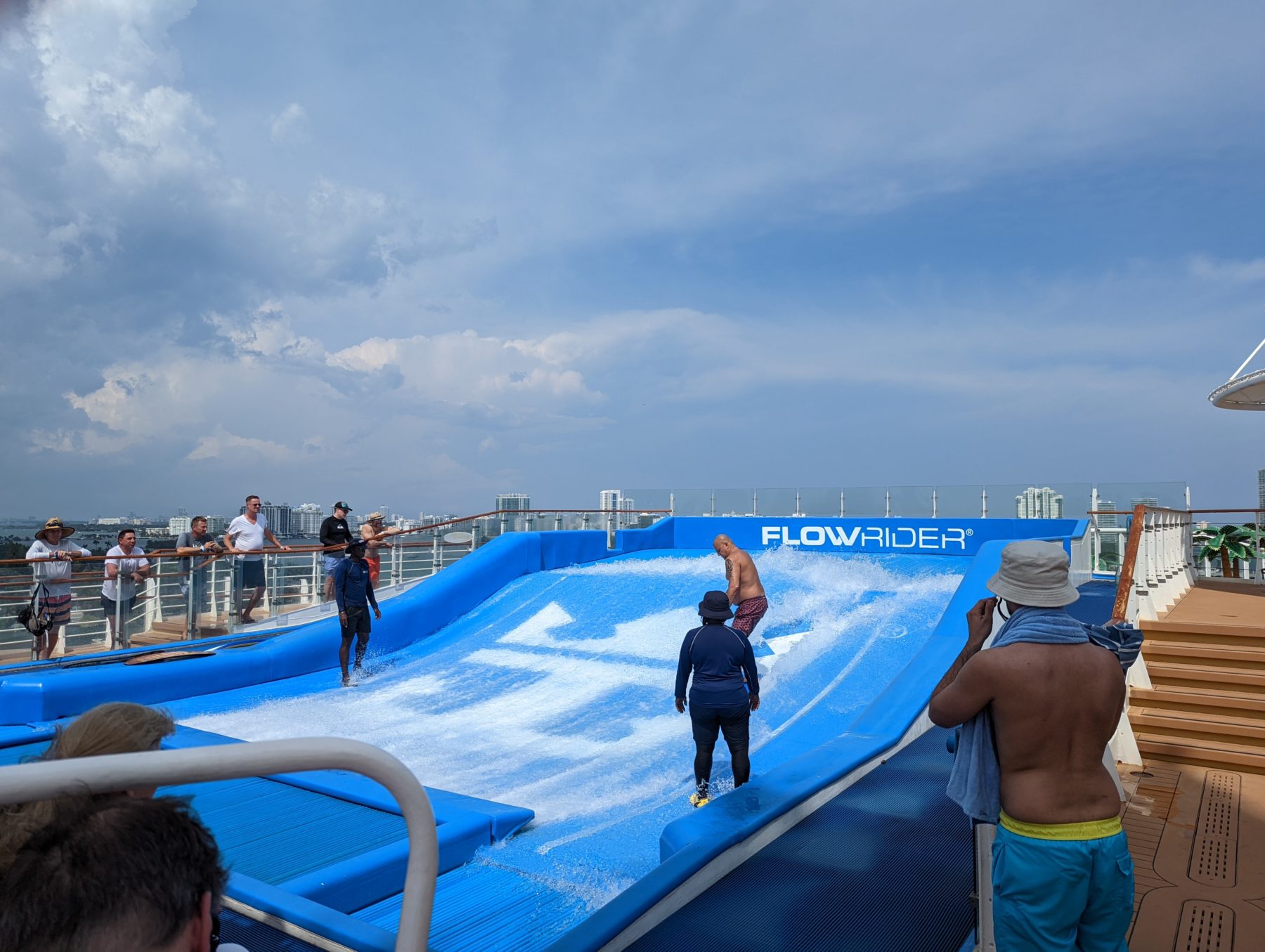 Oasis of the Seas Attractions - Flo Rider