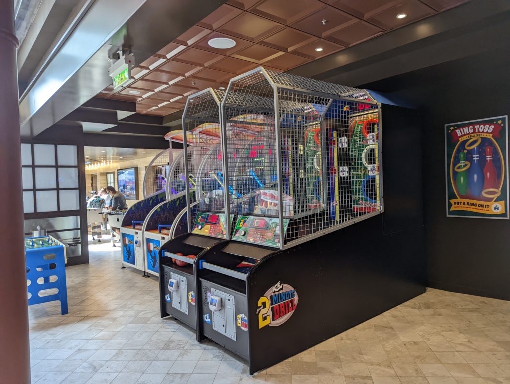 Oasis of the seas things to do onboard -arcade