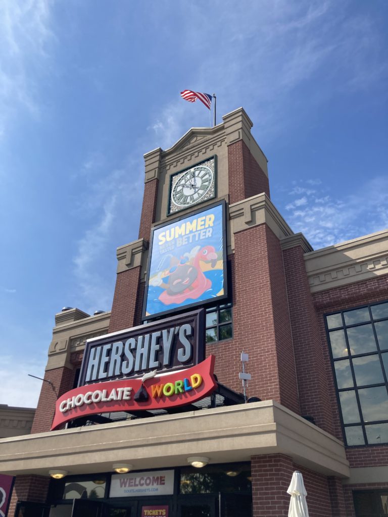 Visit The Amazing Hershey Park Chocolate World And Go On A Hershey ...