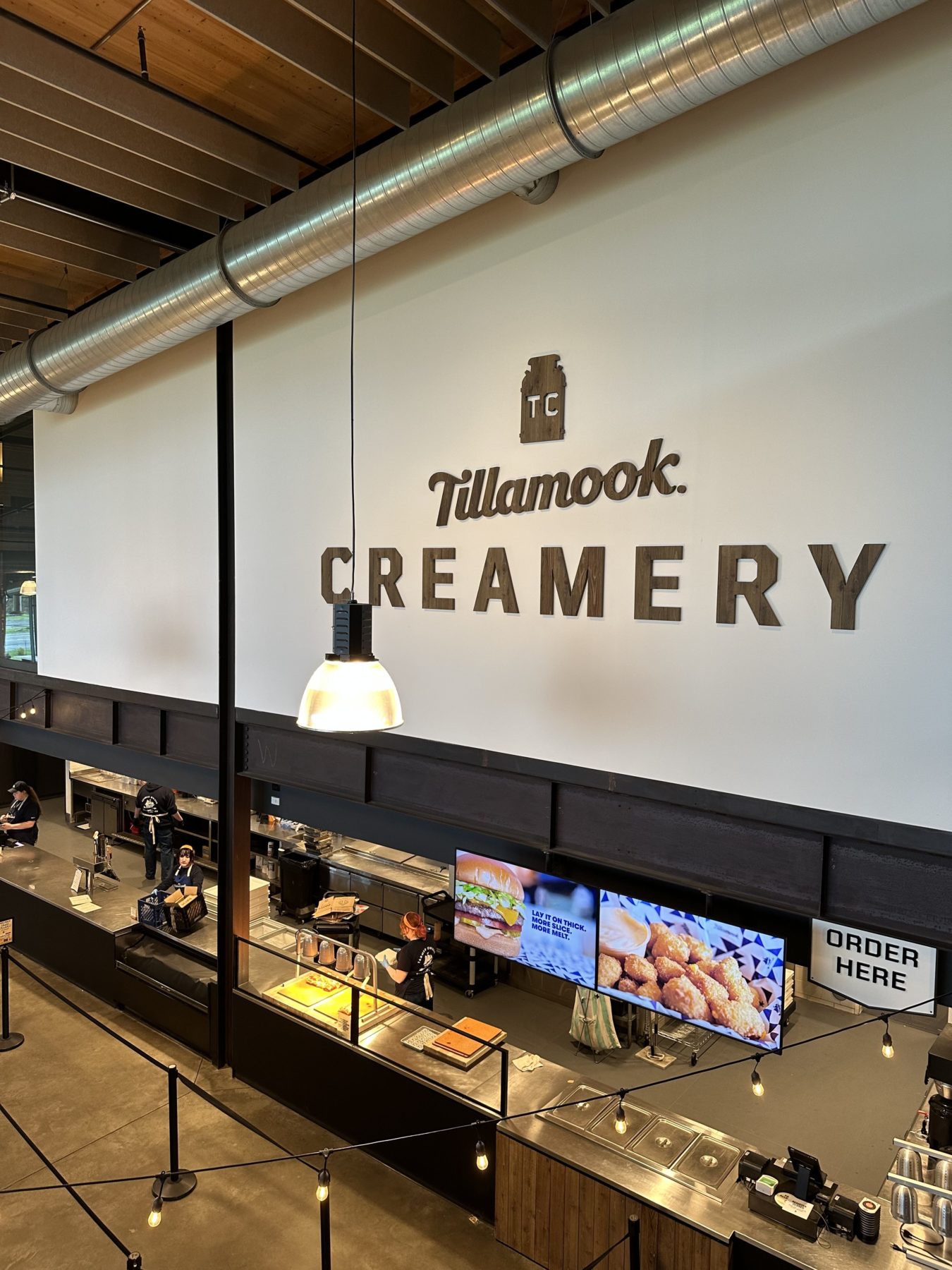 Visit Tillamook Visitor Center