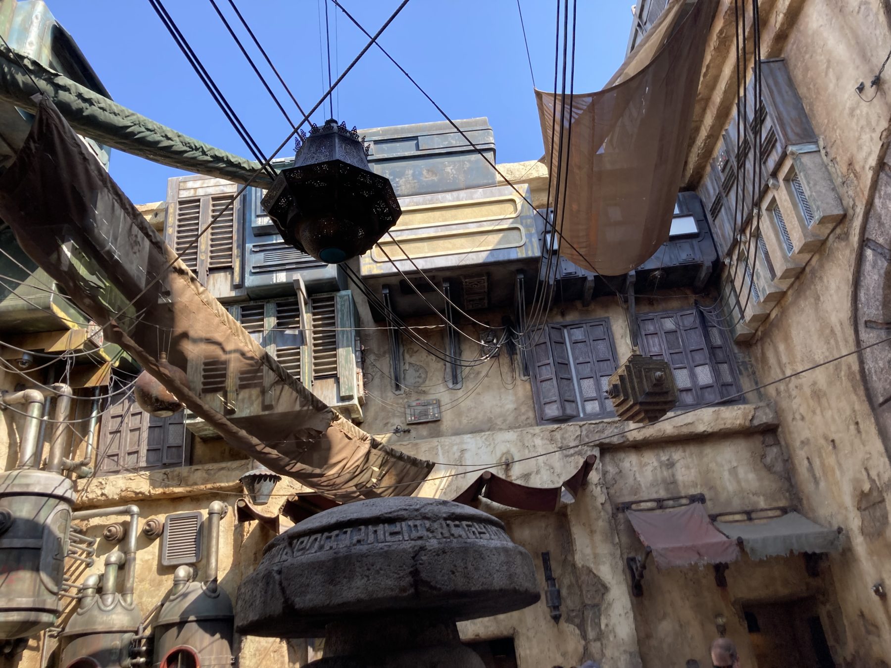 Disneyland Star Wars Galaxy Edge