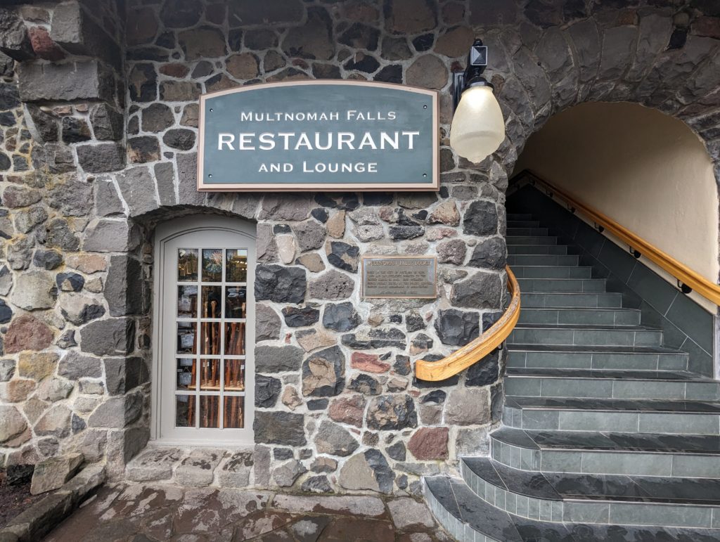 Multnomah Falls Restaurant