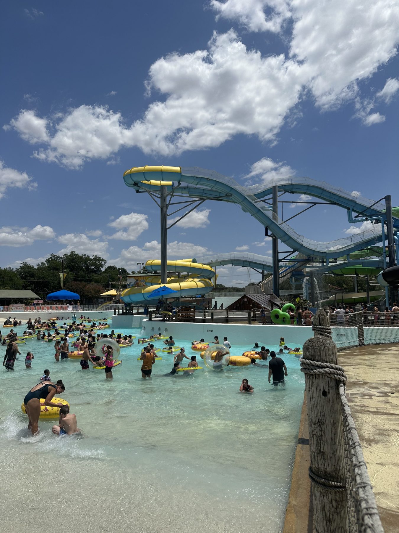 master blaster rides at Schlitterbahn