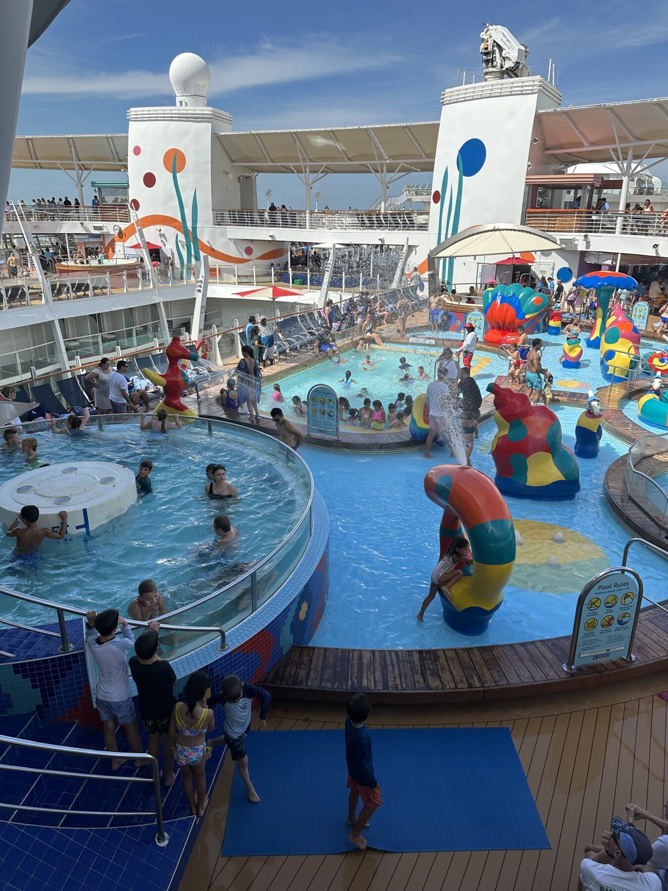 Allure of the Seas kid activiites - H2O Aqua Zone
