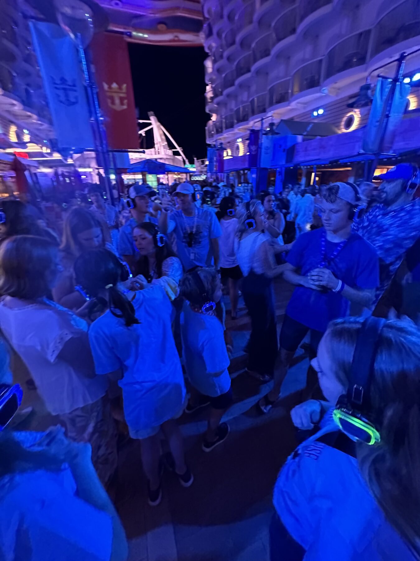 Allure of the Seas Activiites- Dance Party