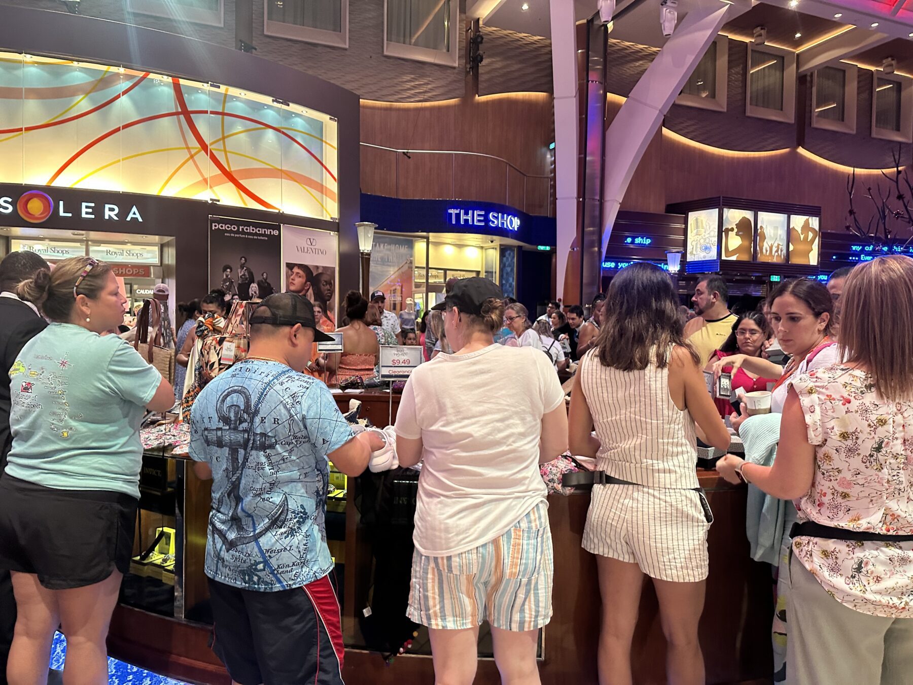Allure of the Seas Shops