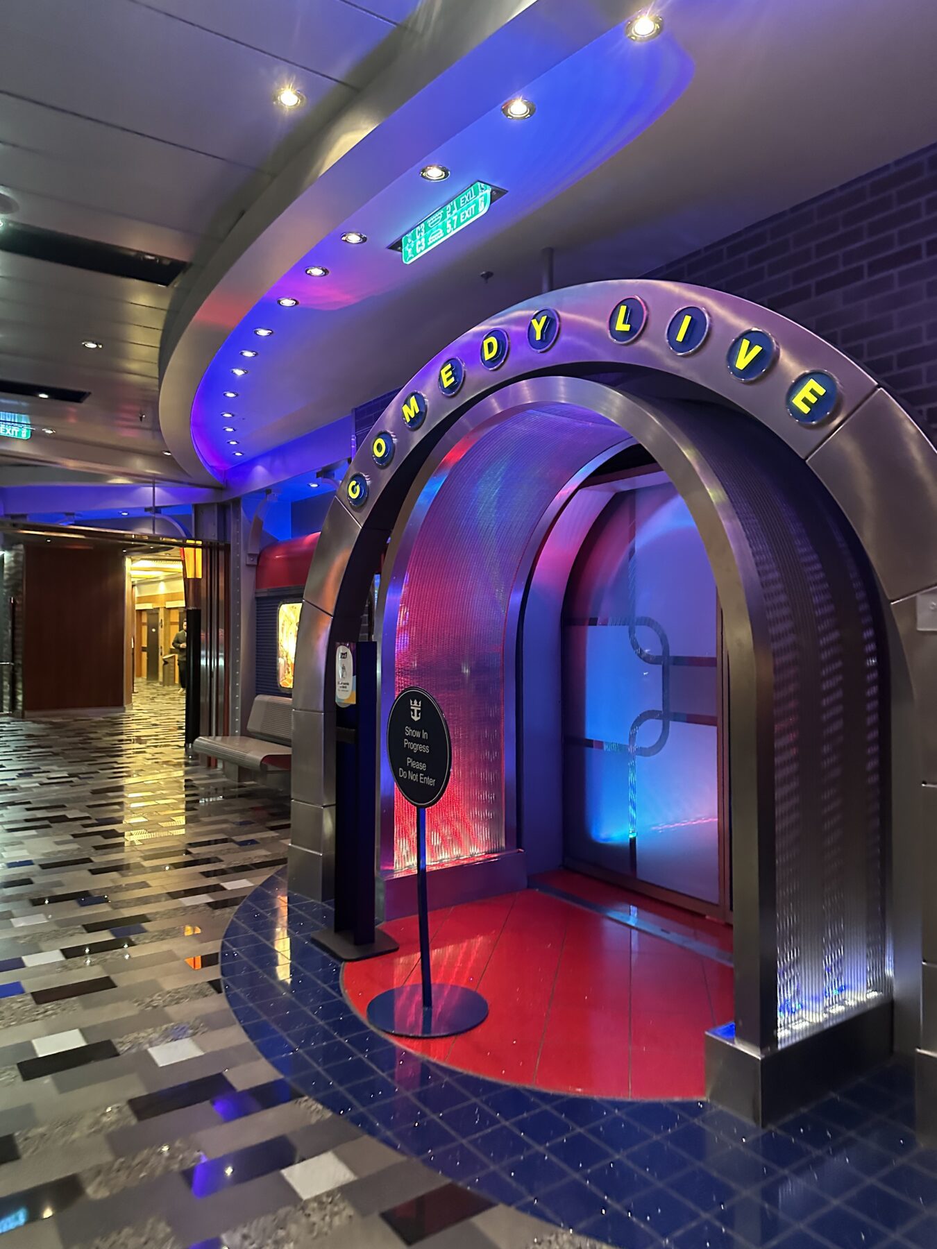 Comdey Clubs - Allure of the Seas Cruise Activities