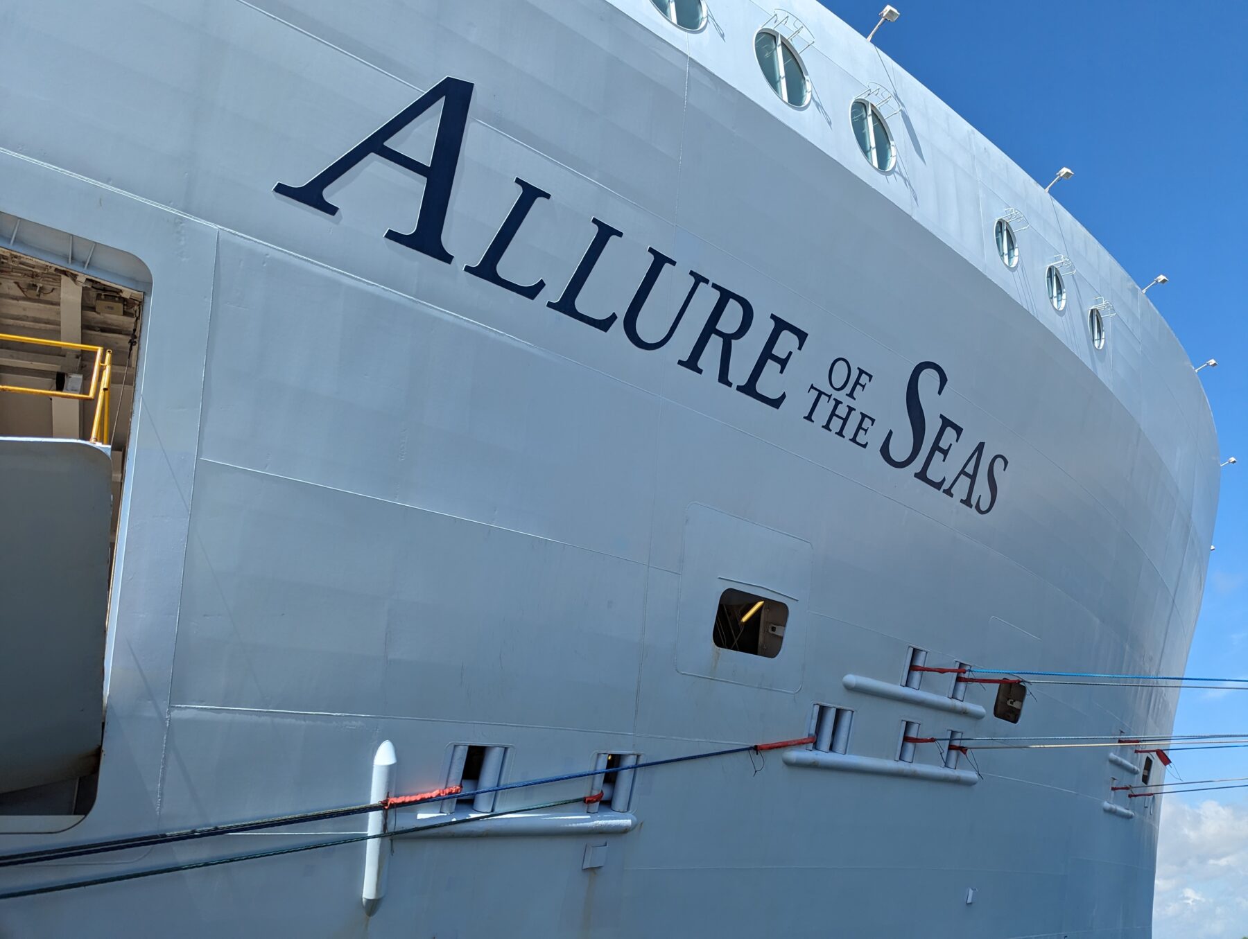 Things to do on Allure of the Seas -ship