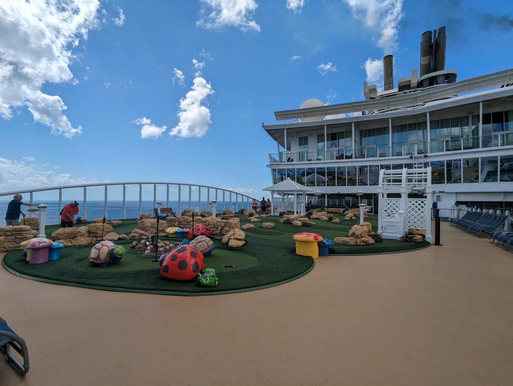 Allure of the Seas Activities - Mini Golf