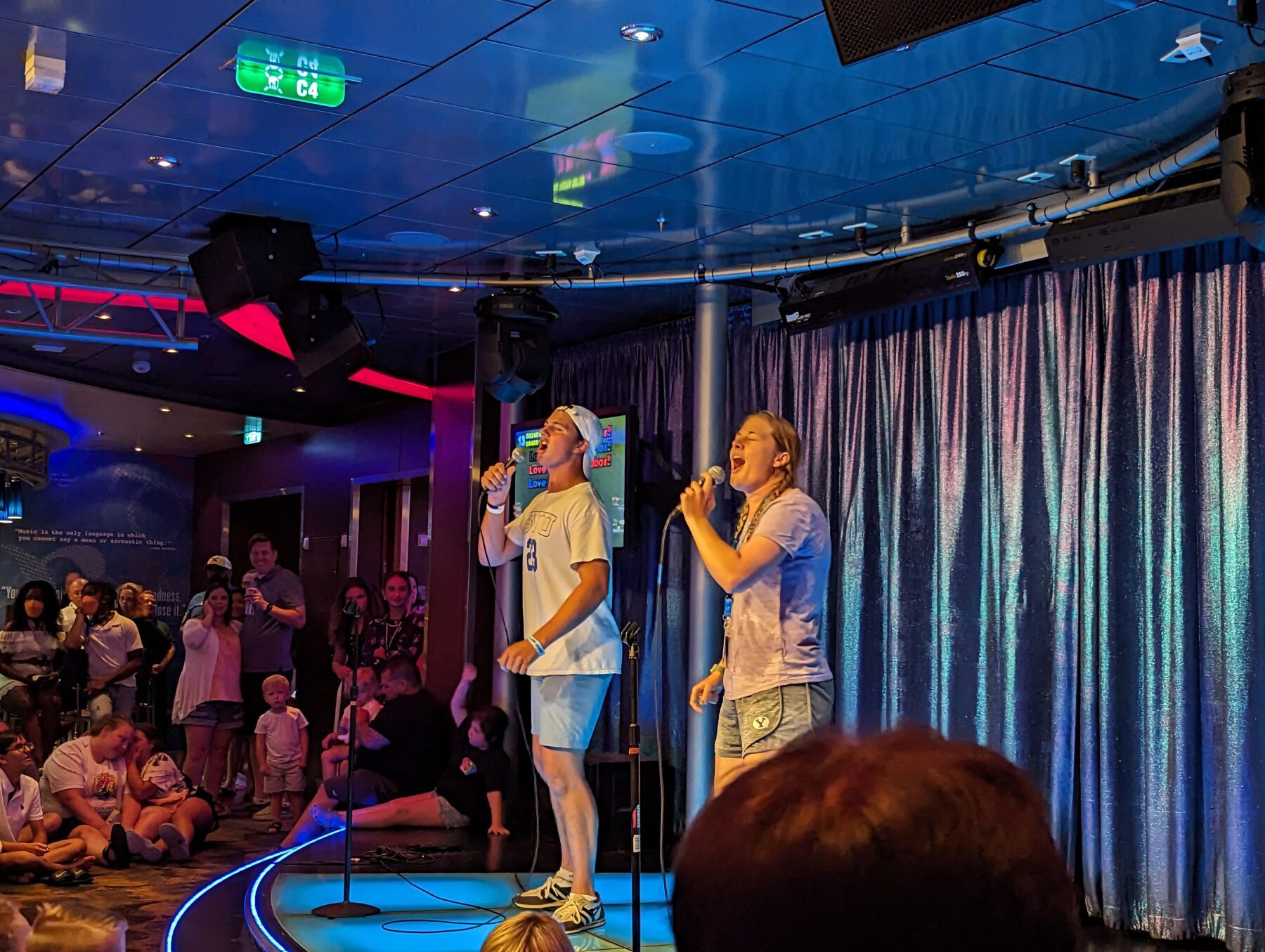 Things to do on the Allure of the Seas - Karaoke