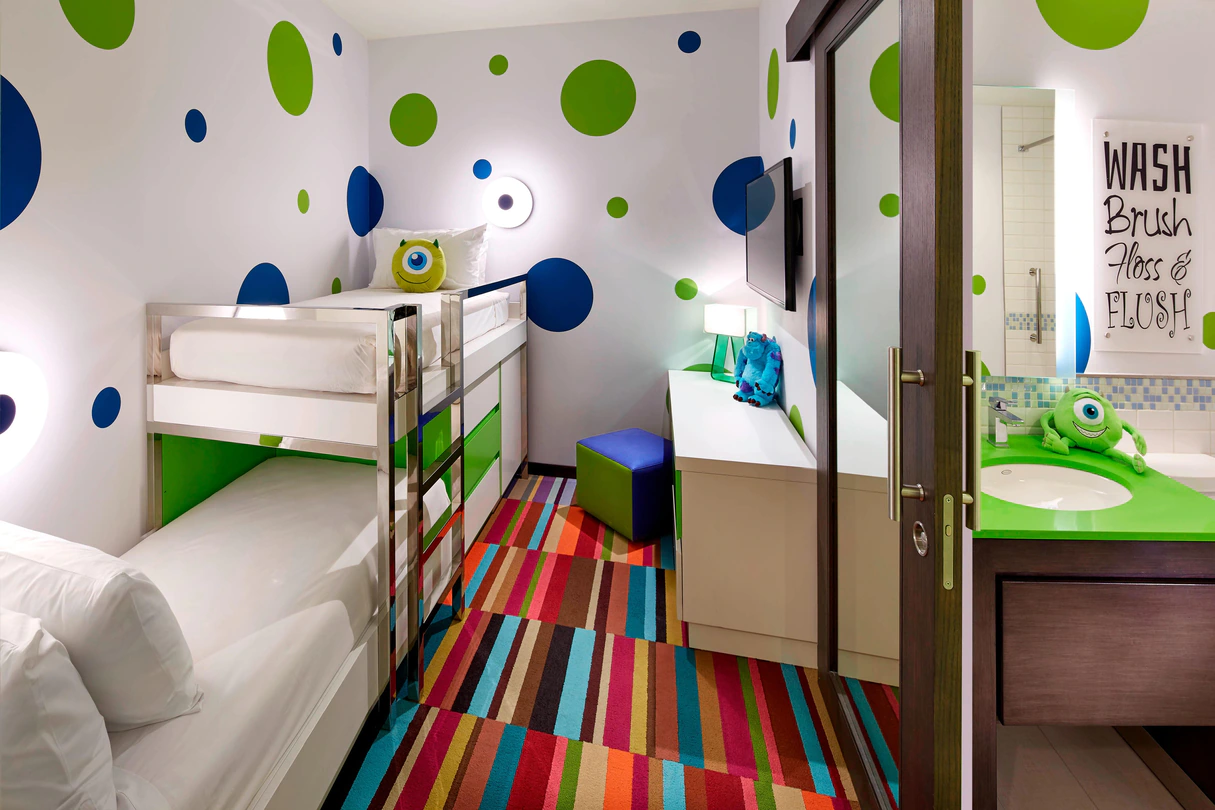 Disneyland hotel rooms for kids