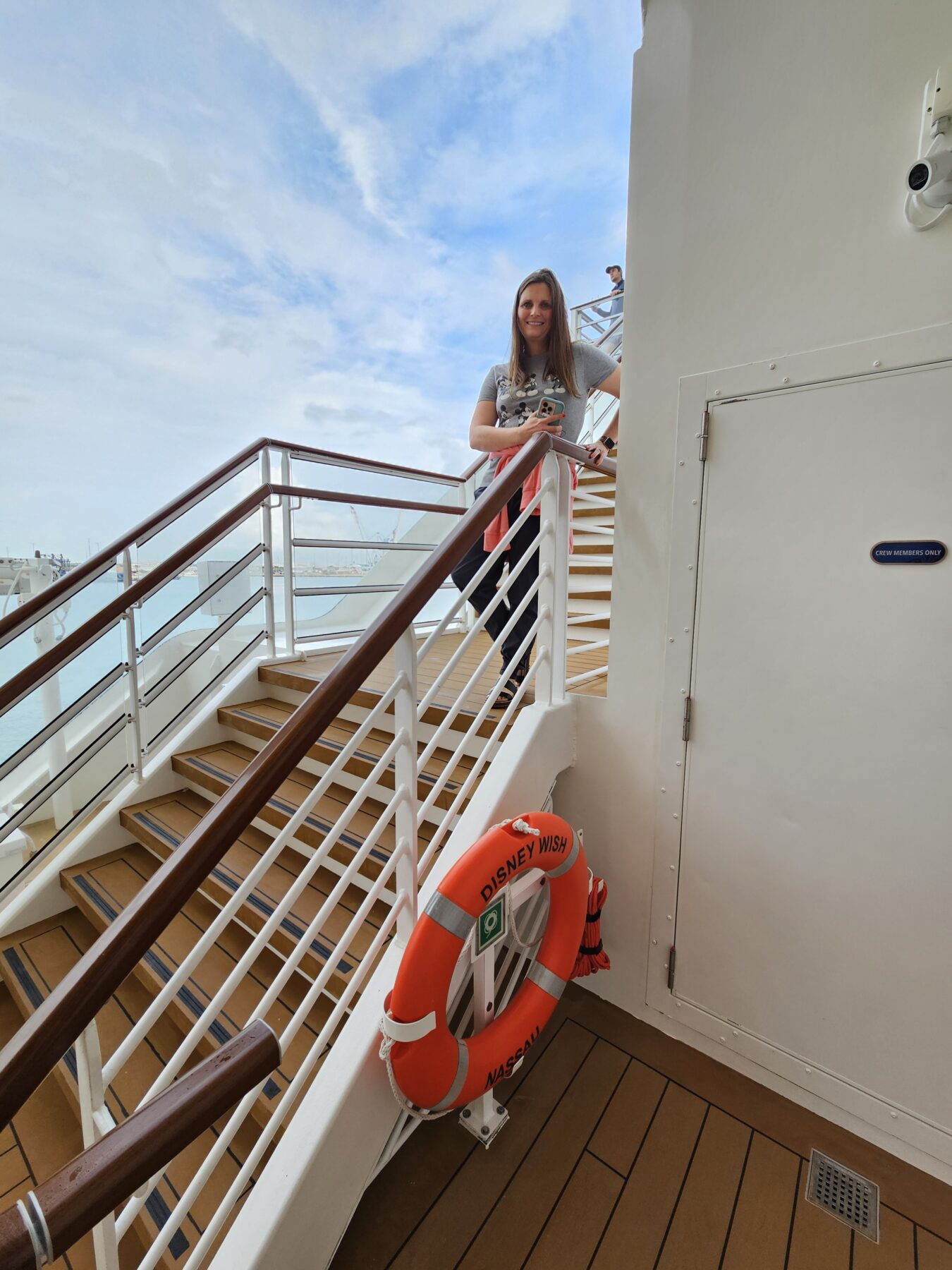 Disey Wish pool deck