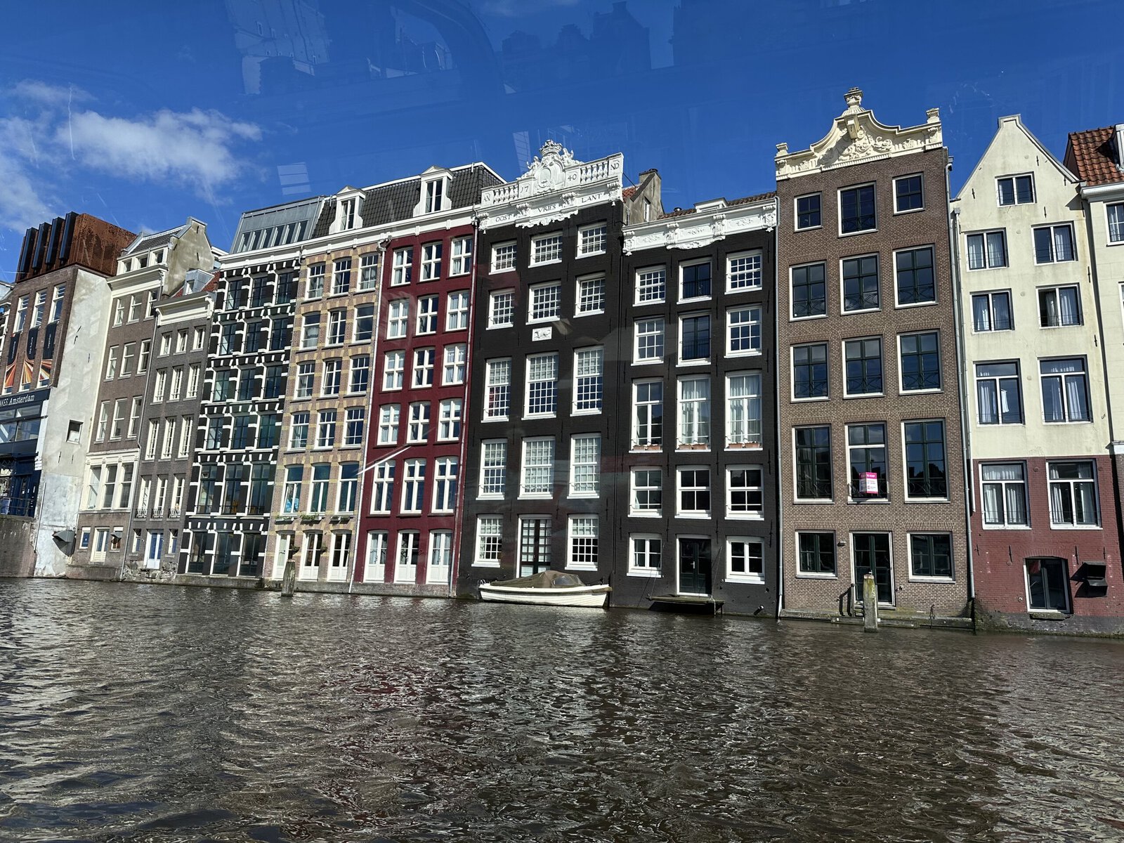 Family things to do in Amsterdam - Canal