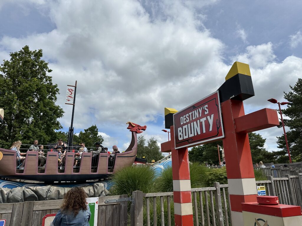 Legoland Inland 28 Best Legoland Windsor Rides (Including Our Top 10 Favorites ...