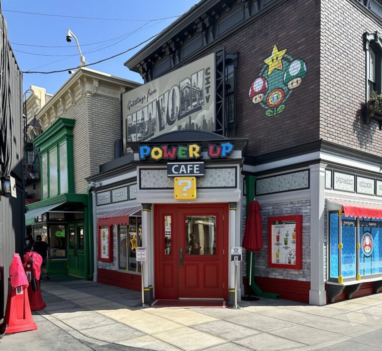 Power Up Cafe at Universal Studios Hollywood