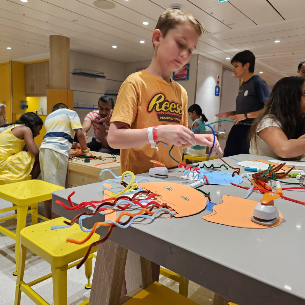 Crafts on cruise ship