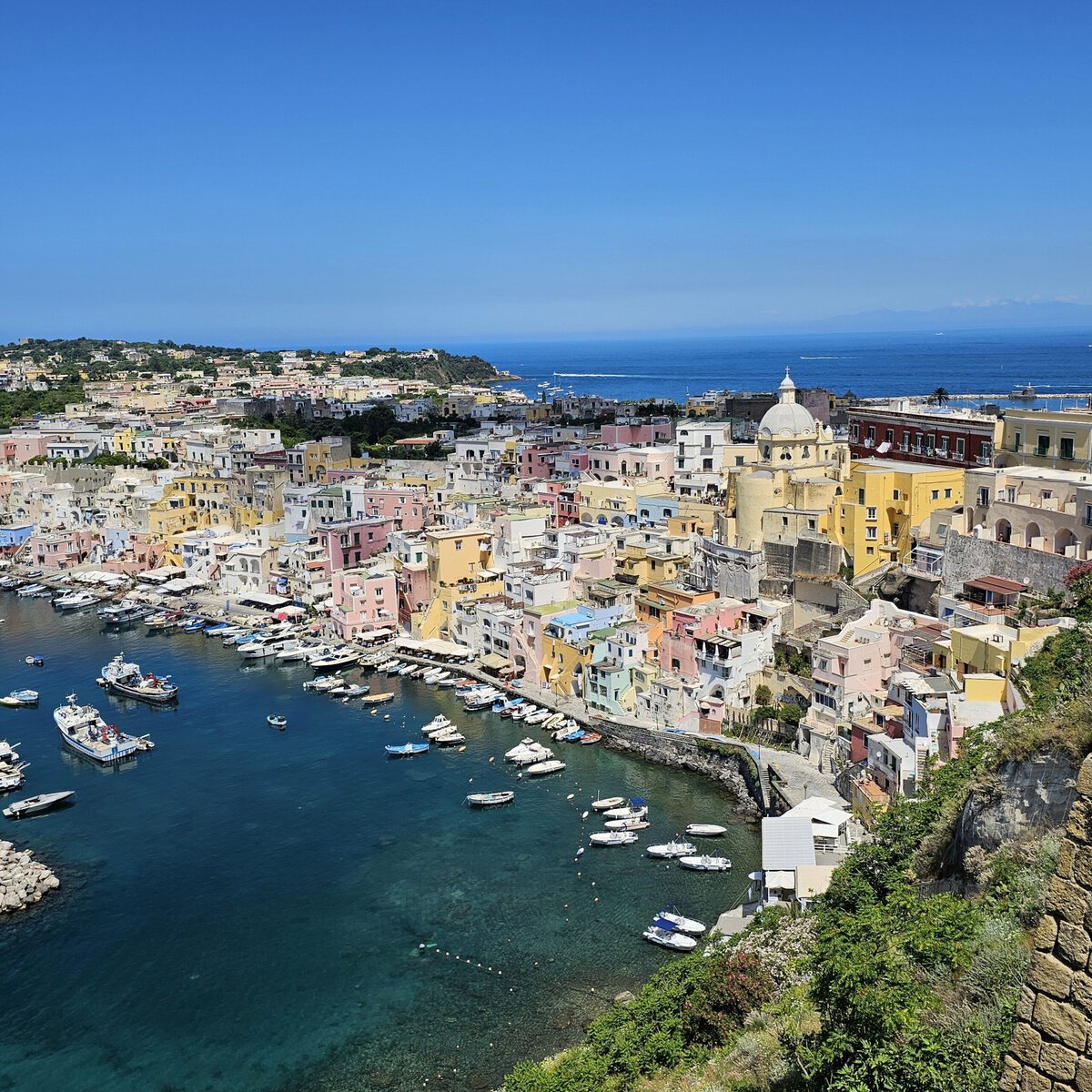 Procida Italy - Homes near ocean